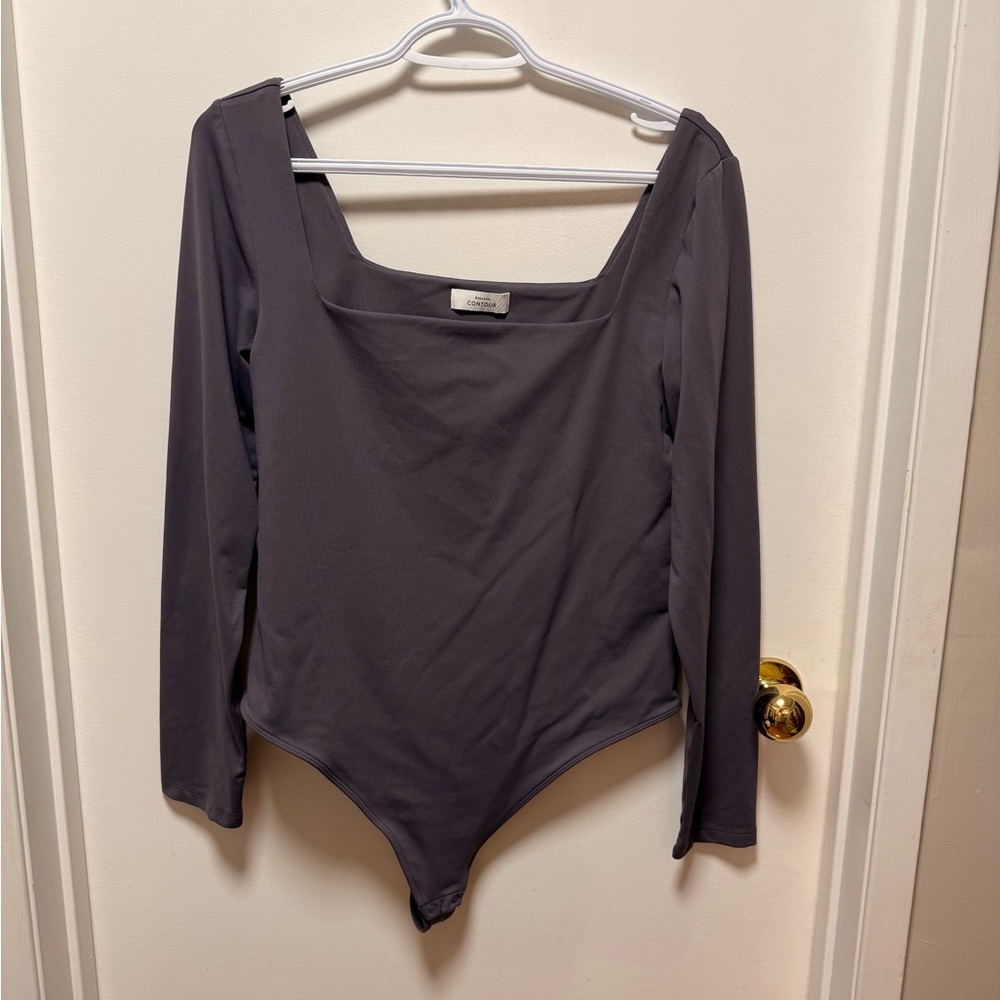 Aritzia Babaton BLACK Long Sleeve Women's Top